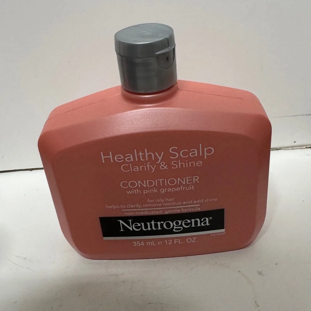 Neutrogena Healthy Scalp Clarify & Shine Grapefruit Conditioner 12 oz